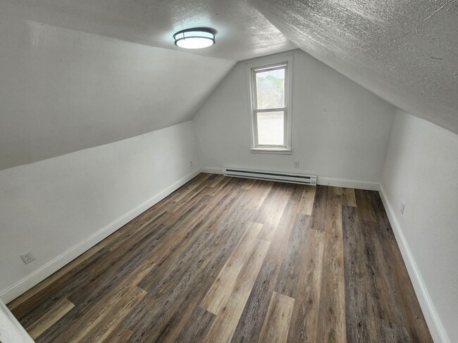 141 W Lane Ave in Lima, OH - Building Photo - Building Photo