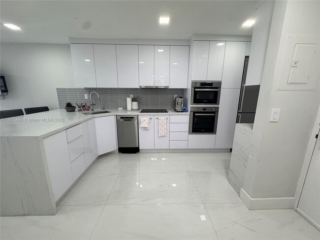 property at 2899 Collins Ave