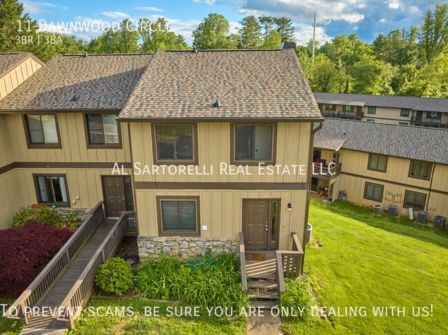 11 Dawnwood Cir in Asheville, NC - Building Photo - Building Photo