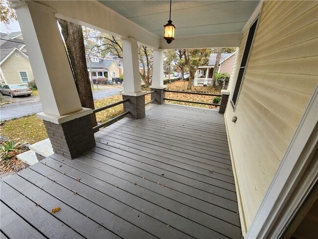 property at 1055 Longley Ave NW