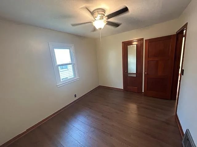 329 Buckeye Ave, Unit 241 in Mansfield, OH - Foto de edificio - Building Photo