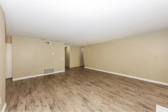 8770 Buckeye Ct in Fontana, CA - Building Photo - Building Photo