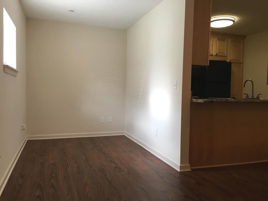 The Sheldrake Apartments Indianapolis, IN Apartments