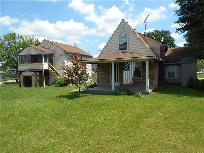 2308-2310 Cottage Ave in Natrona Heights, PA - Building Photo