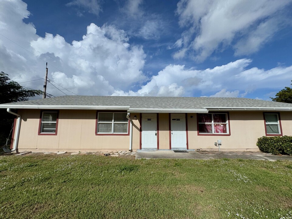 4109 S 42 Way in Lake Worth, FL - Building Photo