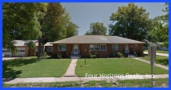 1015 S Halliburton St