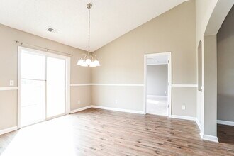 300 Glencroft Dr in Wingate, NC - Building Photo - Building Photo