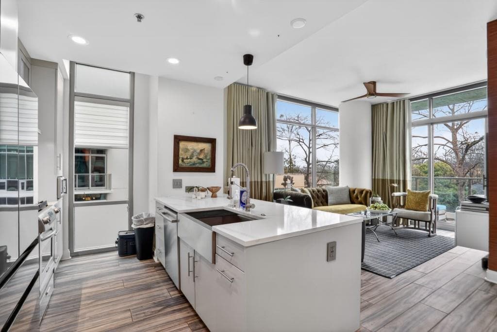 905 Juniper St NE in Atlanta, GA - Building Photo