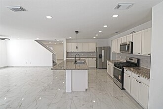 9611 Rads Point in Sugar Land, TX - Building Photo - Building Photo