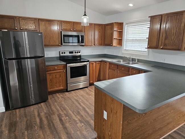 189 Scarlet Oak Dr in Martinsburg, WV - Building Photo - Building Photo