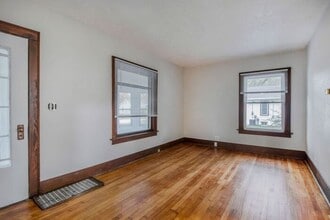 548 Dayton Ave in Kalamazoo, MI - Building Photo - Building Photo