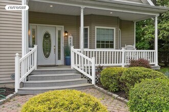 5 Mill Race Rd in Hampton Bays, NY - Building Photo - Building Photo