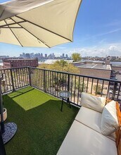 301 Border St in Boston, MA - Building Photo - Building Photo