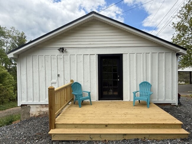 property at 252 Wilcox Dr