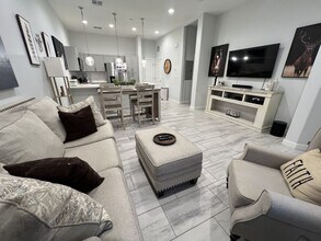 6445 Wide Sky St in Las Vegas, NV - Building Photo - Building Photo