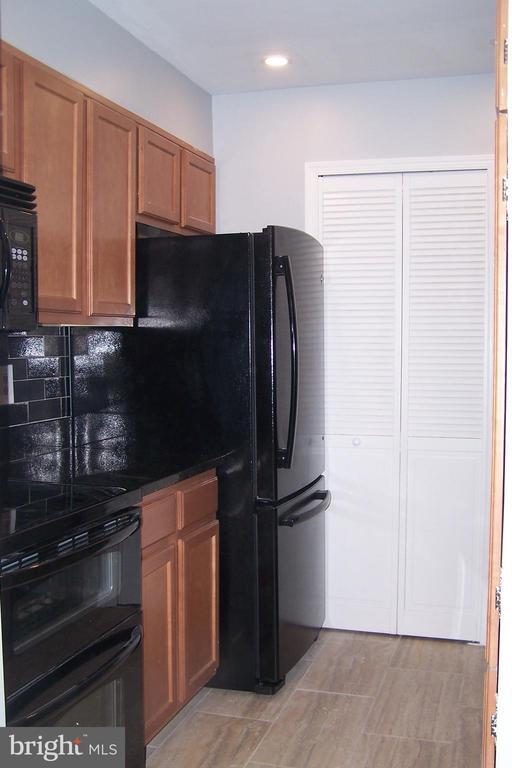 1029 N Stuart St in Arlington, VA - Foto de edificio - Building Photo