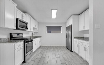 9412 Beals St in El Paso, TX - Building Photo - Building Photo