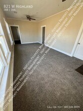 821 W Highland Ave in Ponca City, OK - Building Photo - Building Photo