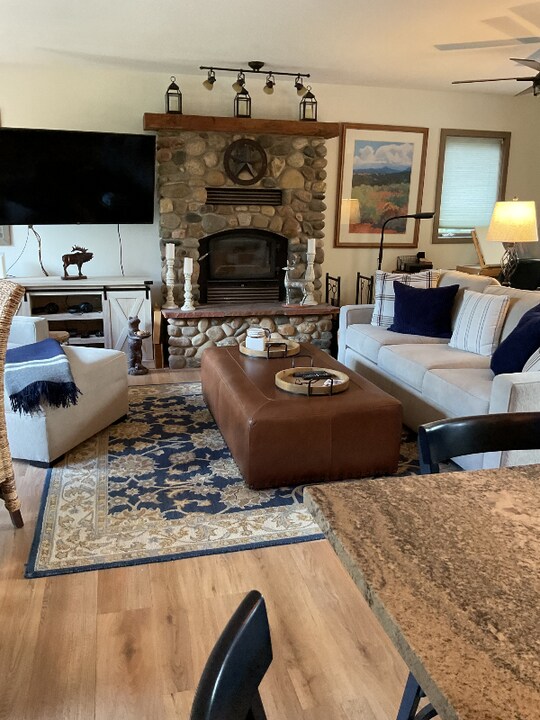 231 Blue Sage Cir in Steamboat Springs, CO - Building Photo