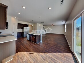 5305 Virtue Ave in Murfreesboro, TN - Foto de edificio - Building Photo