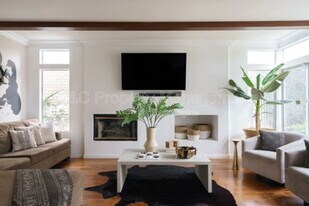 5234 Chariton Ave in Los Angeles, CA - Building Photo