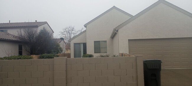 1651 N Thimble Ln in Prescott Valley, AZ - Foto de edificio - Building Photo