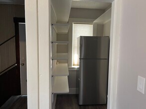 34 Irma Ave, Unit 3 in Watertown, MA - Building Photo - Building Photo