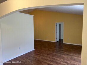 260 Mirage Ave SE in Palm Bay, FL - Building Photo - Building Photo