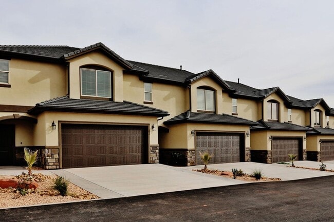 property at 2520 Blackhawk Dr