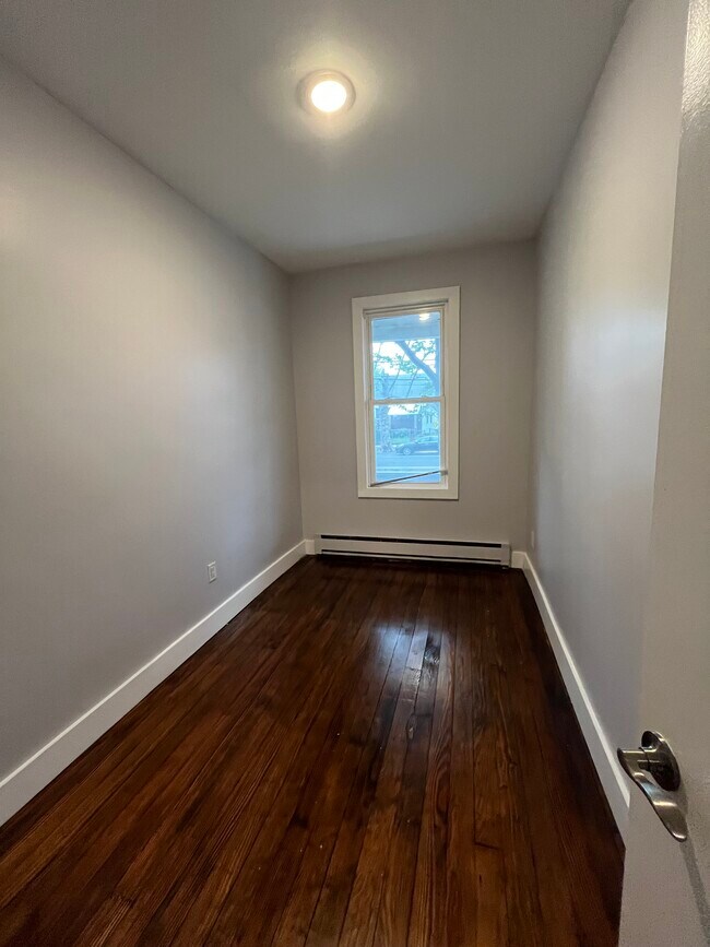 482 Kennedy Blvd, Unit 1f in Bayonne, NJ - Building Photo - Building Photo