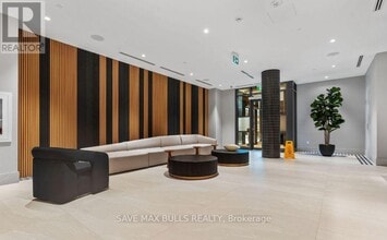 2545 Simcoe St N in Oshawa, ON - Building Photo - Building Photo