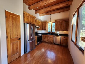 201 N El Rancho Rd in Santa Fe, NM - Building Photo - Building Photo