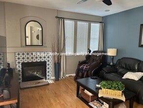 55 Drawbridge Ct in Sacramento, CA - Building Photo - Building Photo