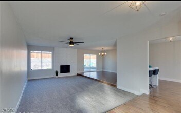 1536 Sombrero Dr in Las Vegas, NV - Building Photo - Building Photo