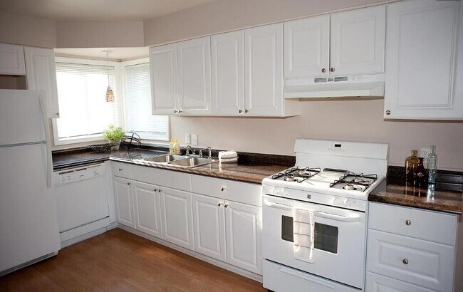 14255 Cavell St in Livonia, MI - Building Photo - Building Photo