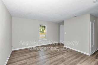 2114 Vandivere Rd in Augusta, GA - Building Photo - Building Photo