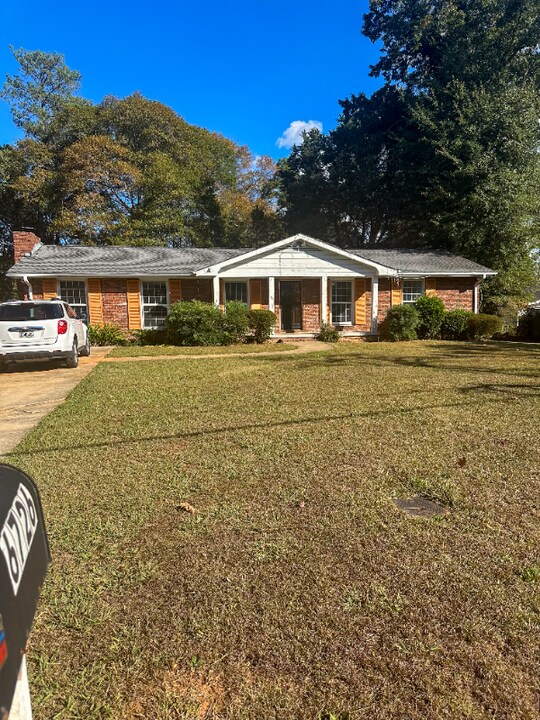6726 Primrose Ln in Jonesboro, GA - Building Photo