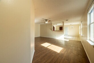 1316 Scenic Hills Dr, Unit 4 in McKinney, TX - Building Photo - Building Photo