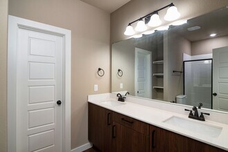 624 Harvest Moon Dr in Venus, TX - Building Photo - Building Photo