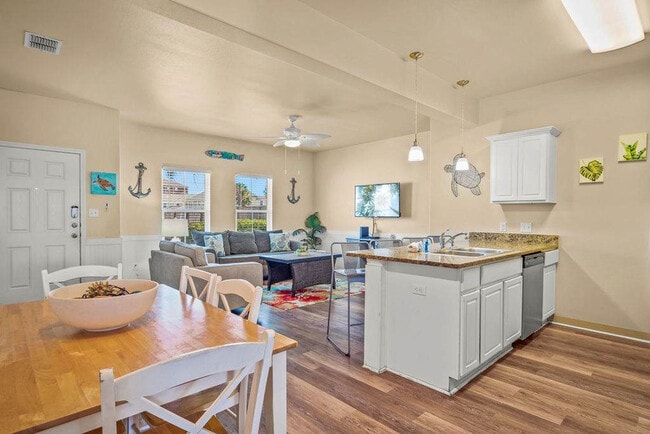 15025 Beach Walk Loop in Corpus Christi, TX - Building Photo - Building Photo