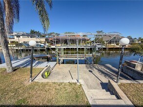 1115 SW 54th Ln in Cape Coral, FL - Building Photo - Building Photo