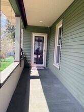 202 Perry St in Elgin, IL - Building Photo - Building Photo