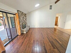 413 Mt Rainier Pl in Ridgecrest, CA - Building Photo - Building Photo