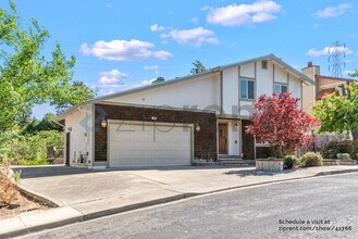 130 Hyde Pl in Antioch, CA - Building Photo - Building Photo