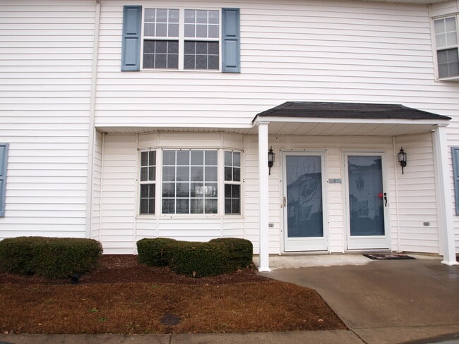 property at 3943 Sterling Pointe Dr