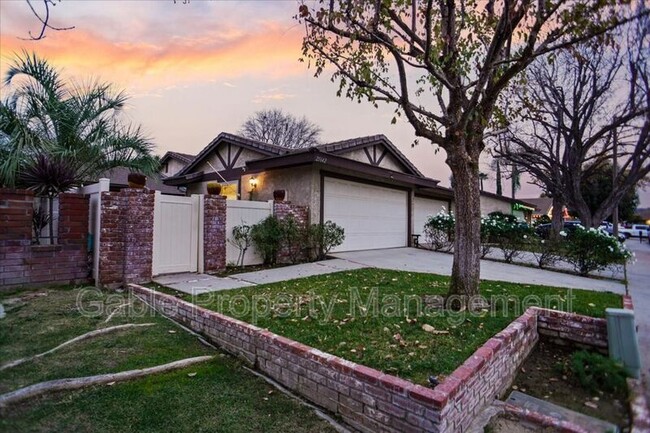 property at 25642 Palma Alta Dr