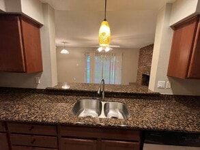 331 E Laguna Dr in Tempe, AZ - Building Photo - Building Photo