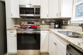 3230 Cape Cir in Alpharetta, GA - Building Photo - Building Photo