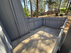 15287 Kingsbury Cir in Grass Valley, CA - Building Photo - Building Photo