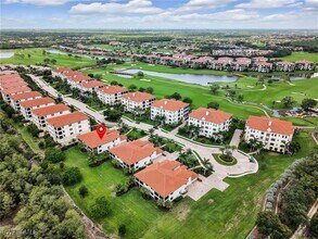 16356 Viansa Wy in Naples, FL - Building Photo - Building Photo